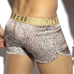 Short ES Collection Leopard Wild UN467 -Emporio Armani Soldes Magasin short esco un467 marron 3