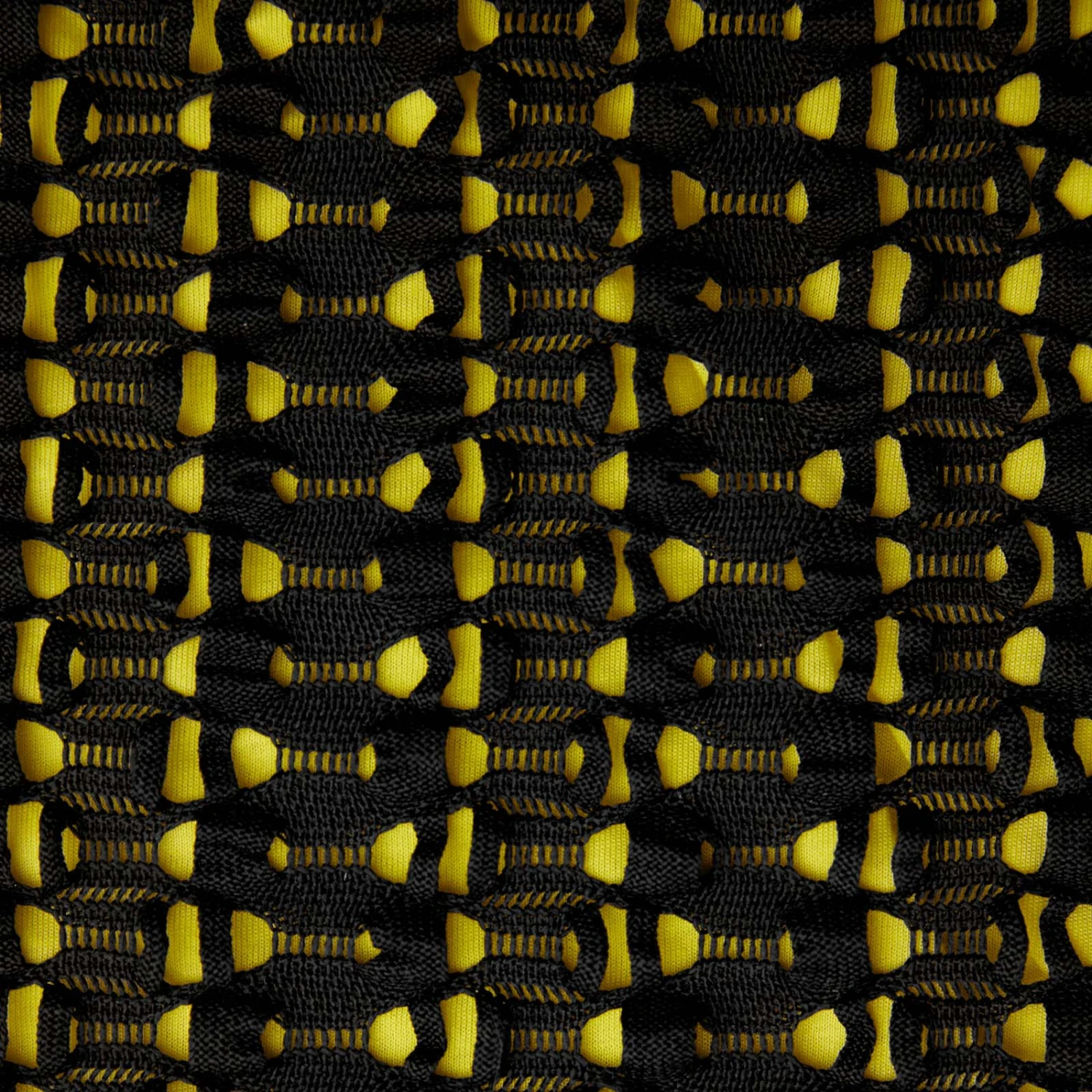 Short Modus Vivendi Hole 02361 4 Short Modus Vivendi Hole 02361 – Image 4